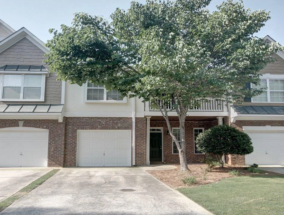 453 Grayson Way