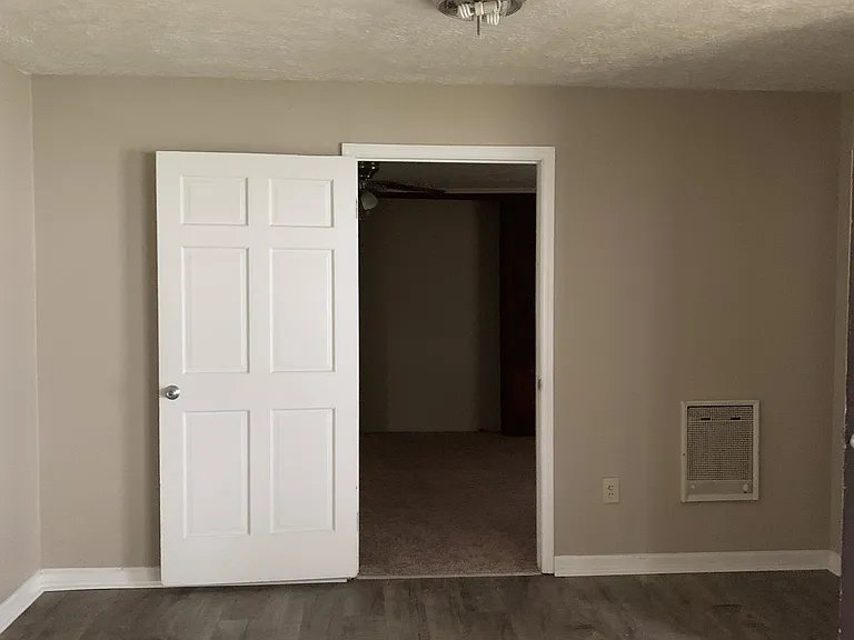 2762 Yoakum Cir — Photo 12