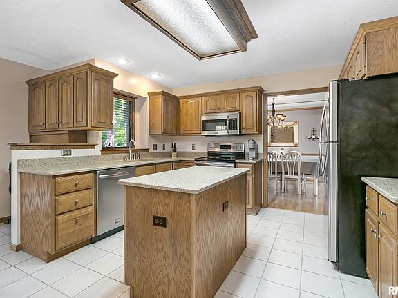 3rd image of 3090 Stillwater Ct