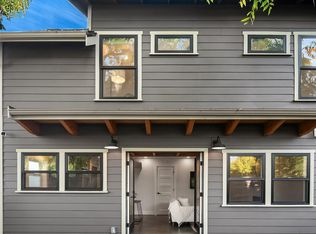 8316 30th Ave NW #B, Seattle, WA 98117