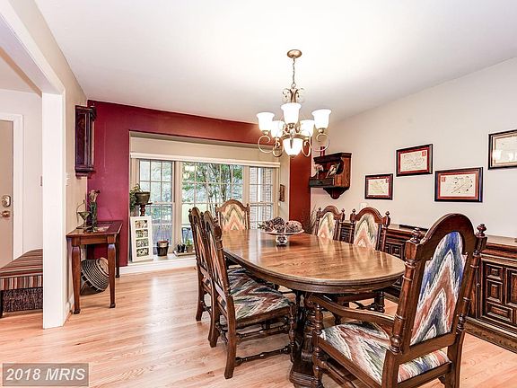 3rd image of 18109 Hollingsworth Dr