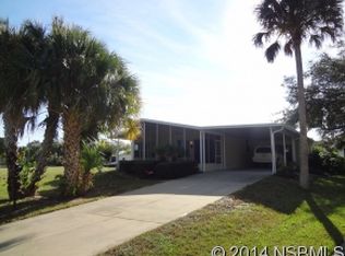 257 Navajo Dr, Oak Hill, FL 32759