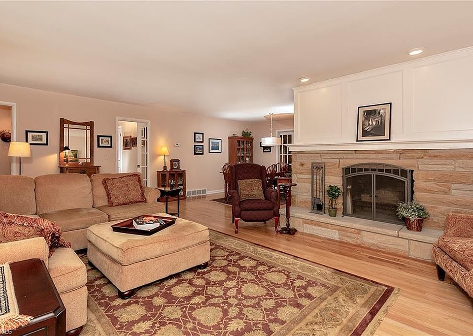 6519 Gates Mills Blvd, Mayfield Heights, OH 44124 | Zillow