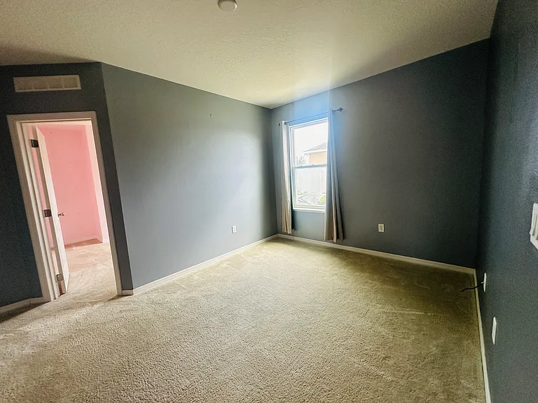 2146 Forest Lake Ave — Photo 16