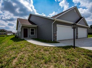 1628 Clover Creek Ln, Goshen, IN 46526