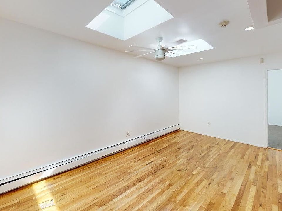 1st image of 237 Quincy St #B