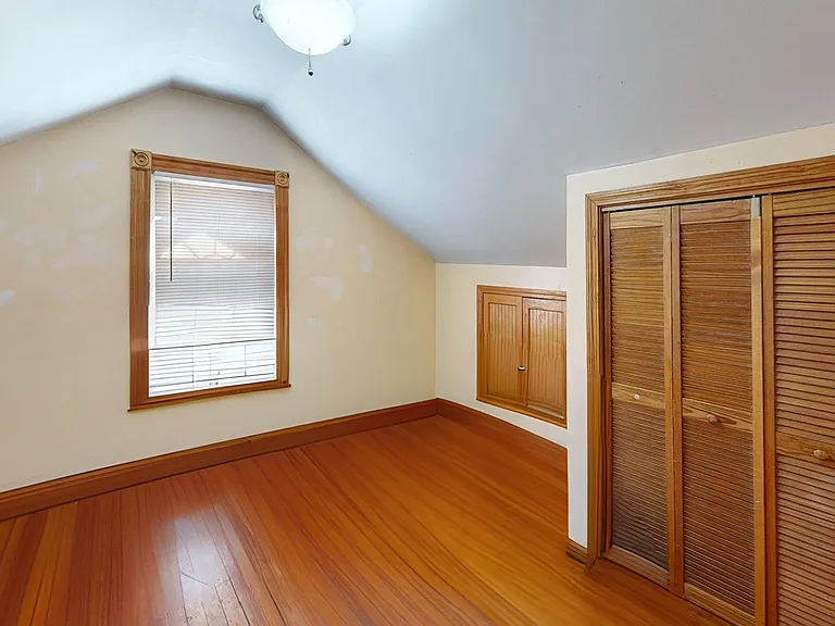21 Alpine St #2A — Photo 4