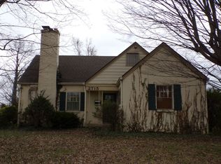 2715 Wildwood Dr, Clarksville, IN 47129