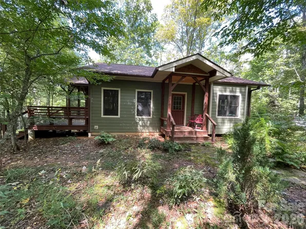 228 Sully Ln, Burnsville, NC 28714