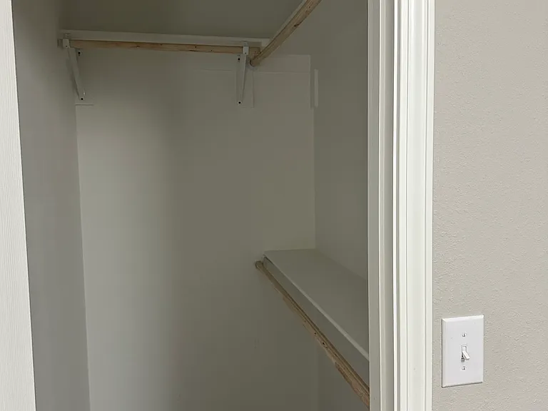 2433 W Yvonne Dr #2433 — Photo 8