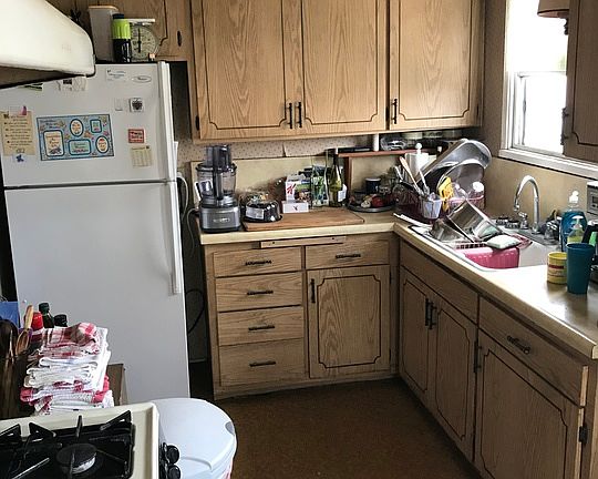 3rd image of 11208 Saragosa St
