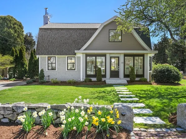 33 Mayflower Ave, Duxbury, MA 02332