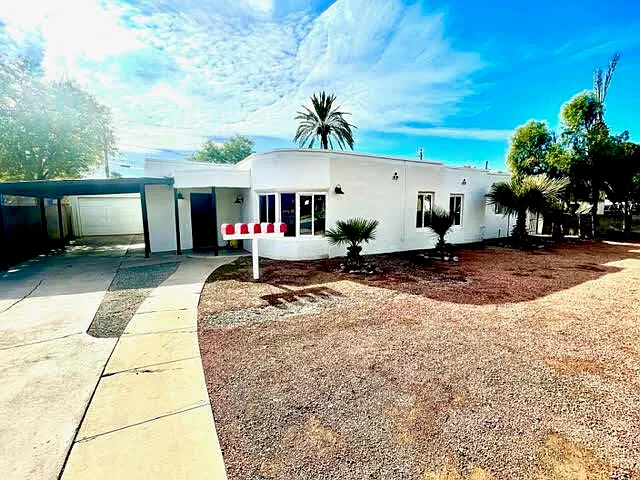 1437 E Diamond St #A — Photo 1