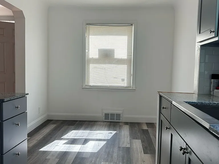 7381 Minock St — Photo 3