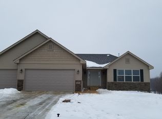 4934 Vail Dr, Caledonia, IL 61011