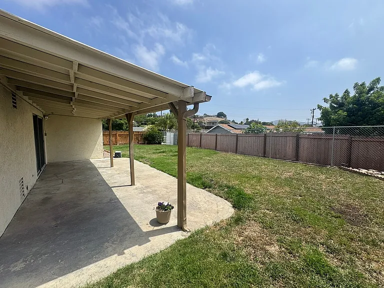 1071 Osage Dr — Photo 17