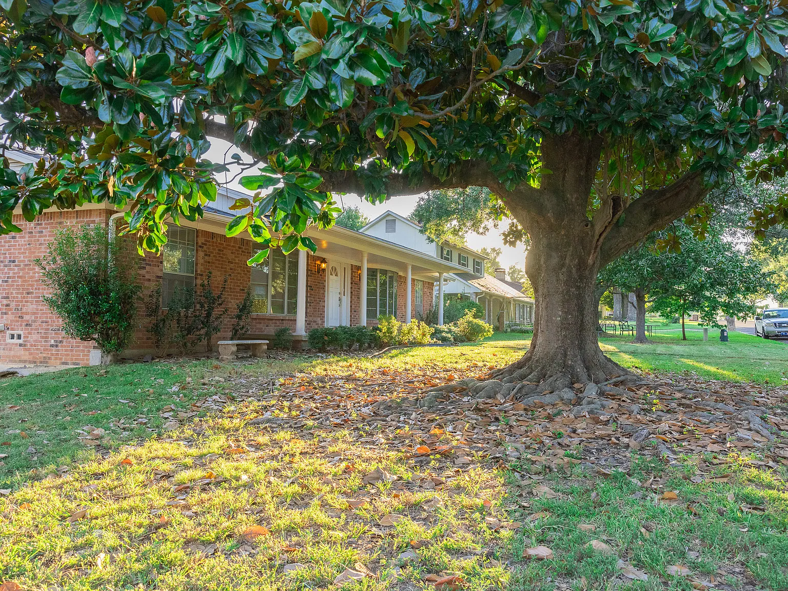 500 Ruthlynn Dr — Photo 3