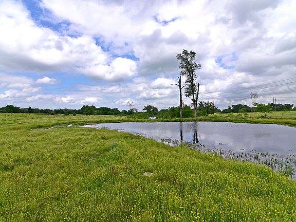 4th image of 1635 County Road 2010 NE