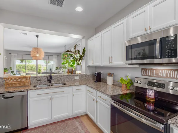 1386 W SPINE TREE Avenue, Queen Creek, AZ 85140