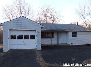 62A Willow Brook Rd #A, Hudson, NY 12534