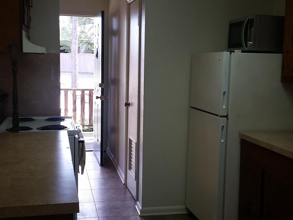 1st image of 600 Avenue J