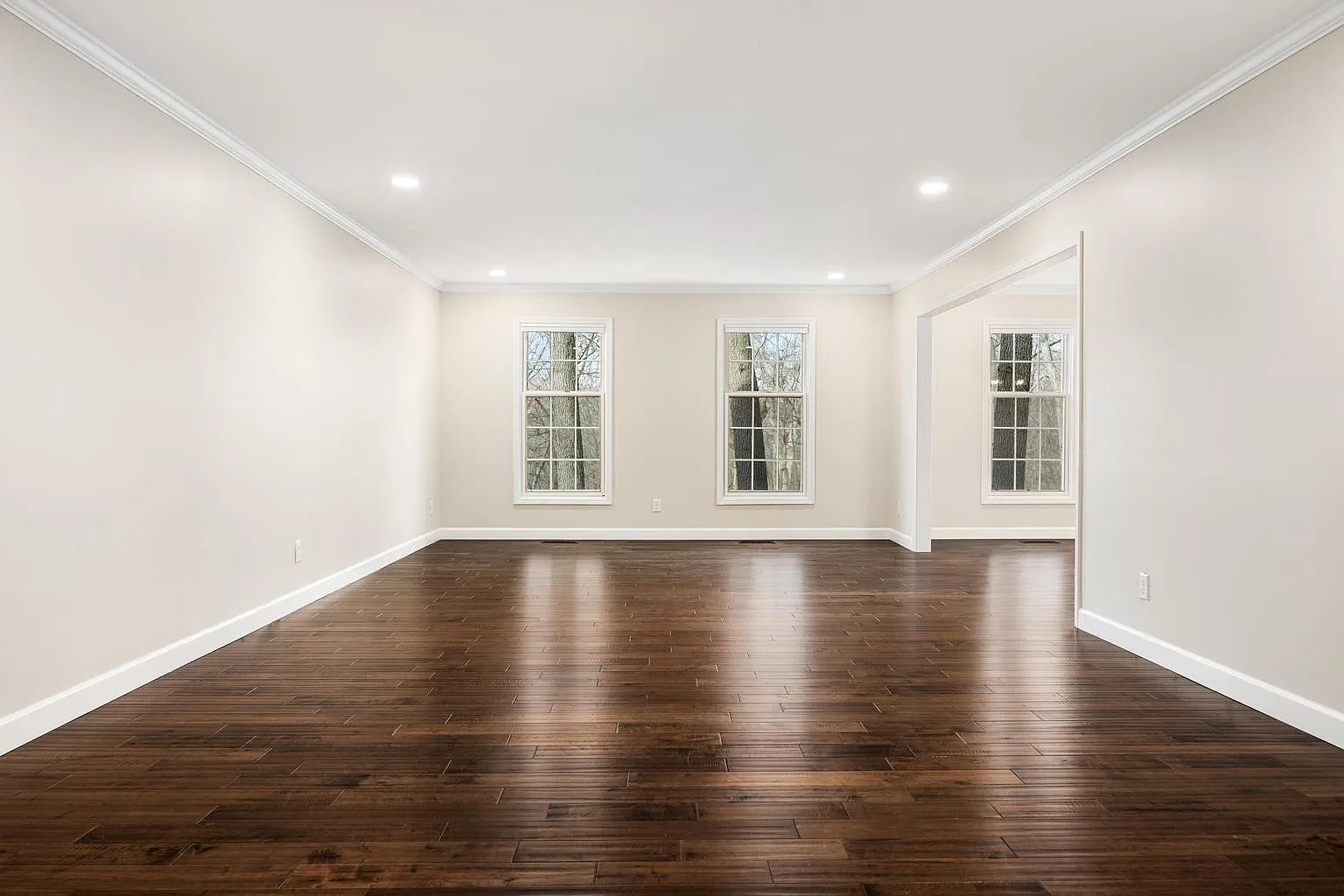 6407 N Jamestown Rd — Photo 4