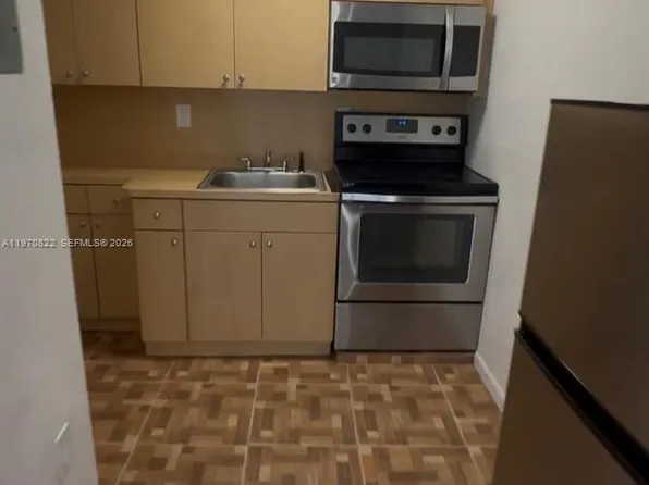 9828 NW 26th Ave #2, Miami, FL 33147