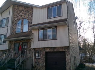 1 Lone Star Ln, Manalapan, NJ
