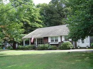 2 Harrison Ln, Newport, RI 02840