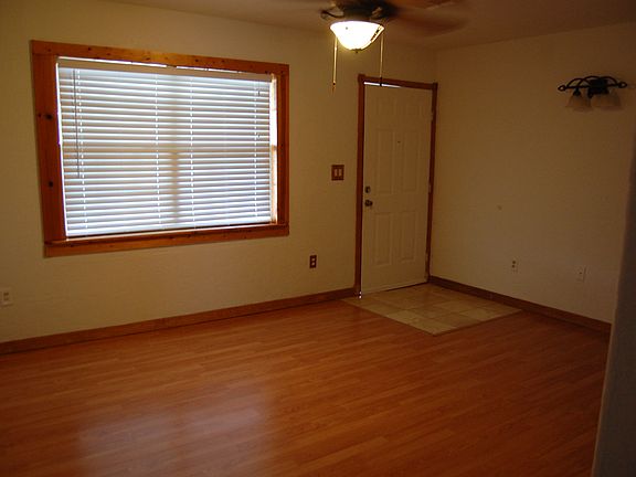 2nd image of 2404 NW 28th St