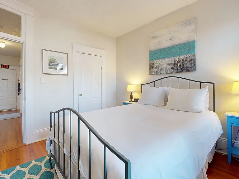 636 Washington St #4 — Photo 10