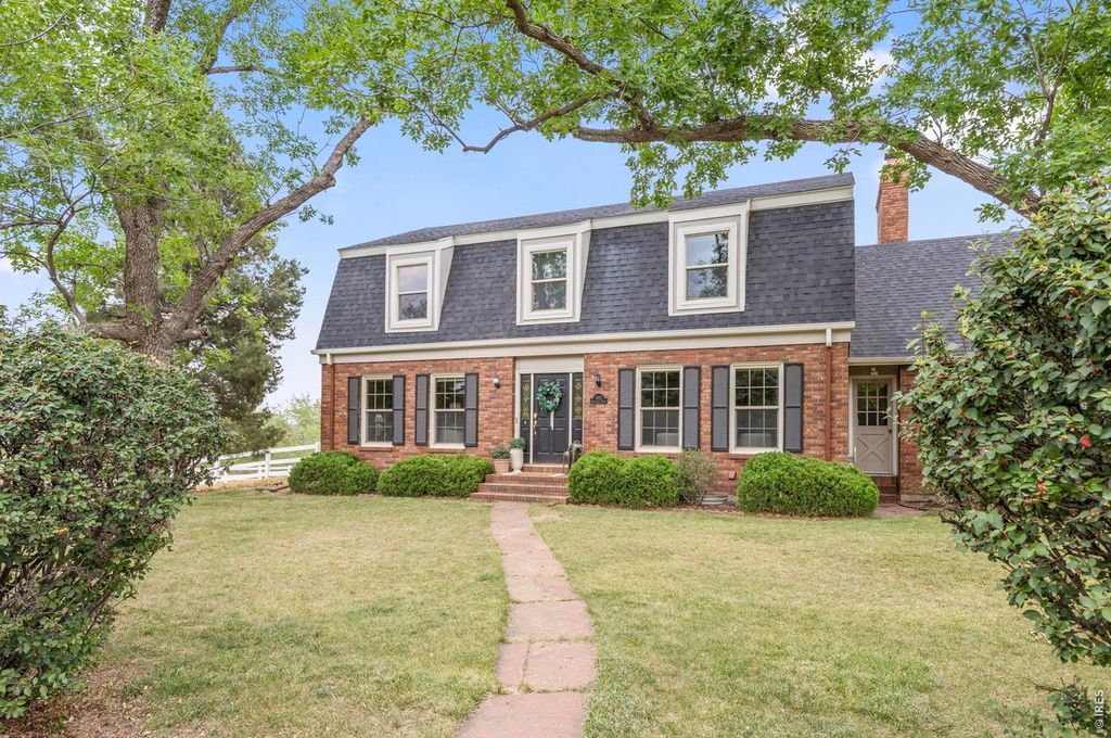 1012 Willowrock Dr