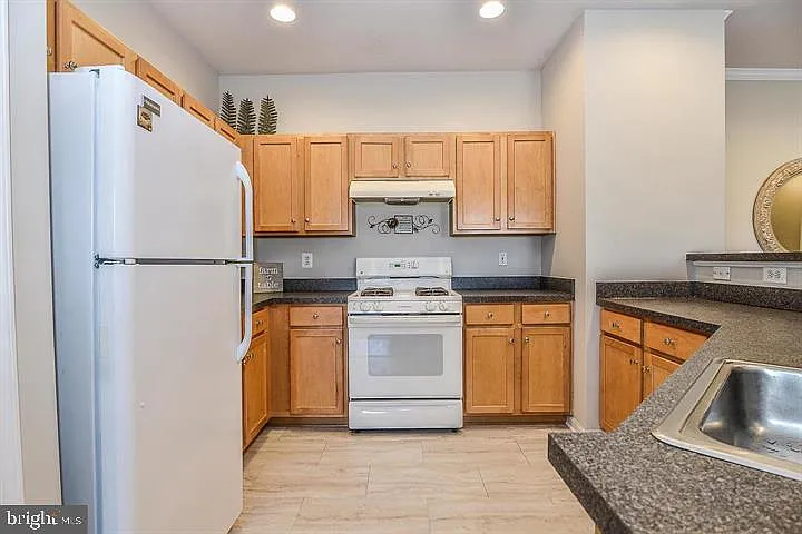 13386 Connor Dr #M — Photo 7