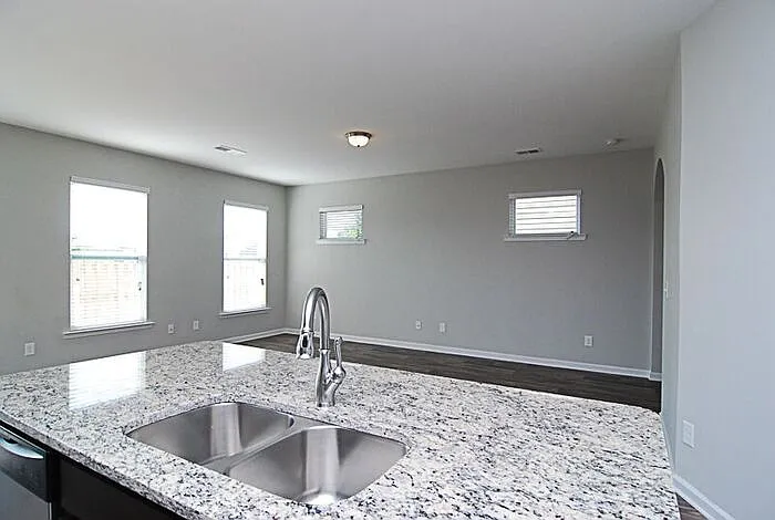 421 Hosea Ct — Photo 15