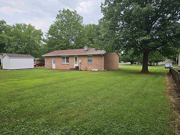 3rd image of 109 Princeton Ln