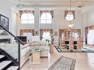 399 S Park Rd #1603, Markham, ON L3T7W6