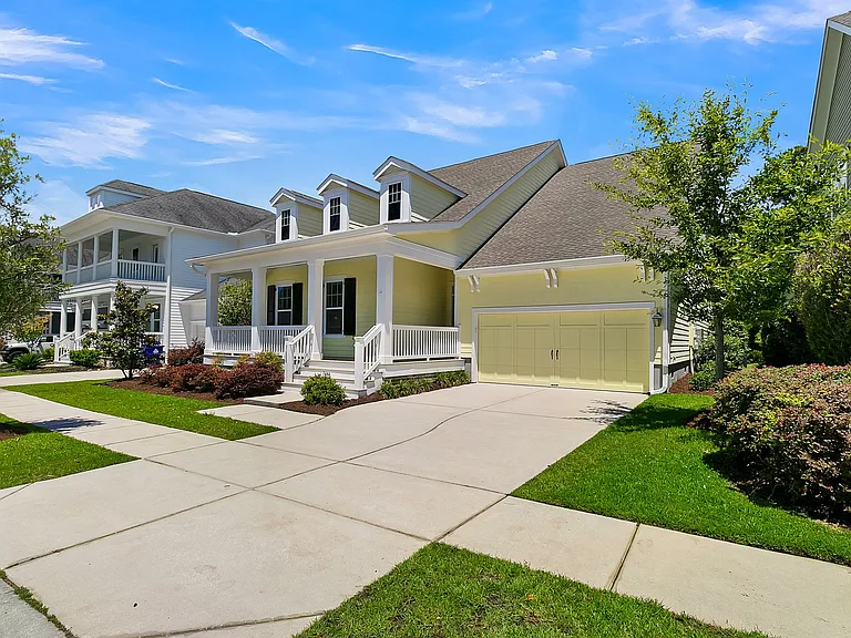 3688 Maidstone Dr — Photo 4