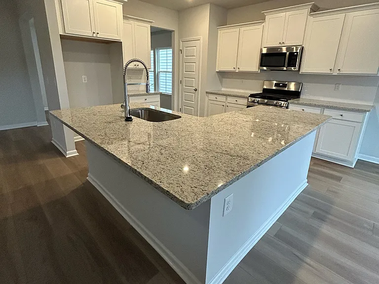 563 Magnolia Terrace Dr — Photo 12