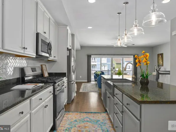 357 Marina Ave, Aberdeen, MD 21001