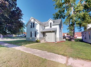 301 S Cherokee St, Alta, IA 51002