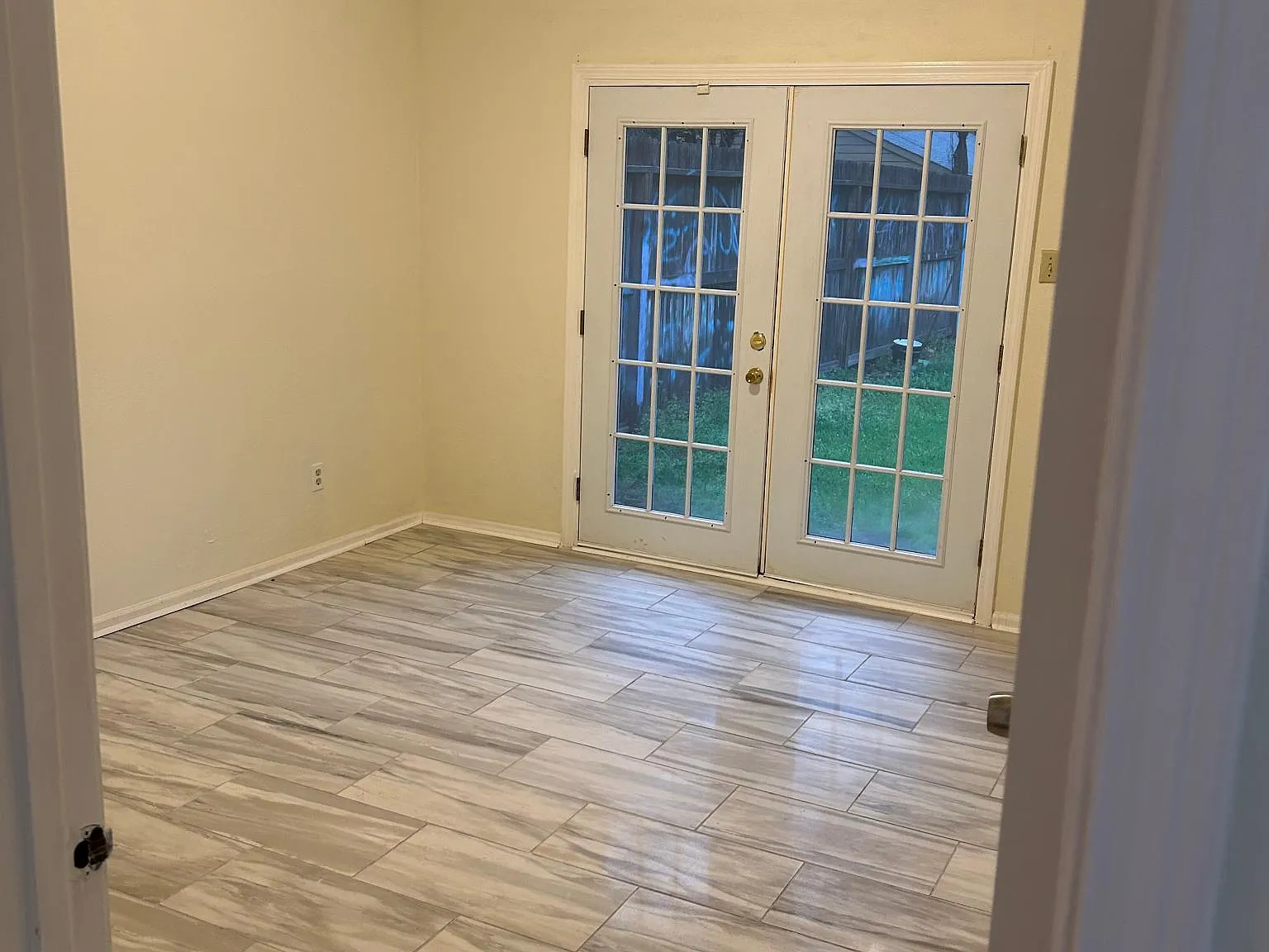 3 bed, 1405 sqft, $1,750 — Photo 3