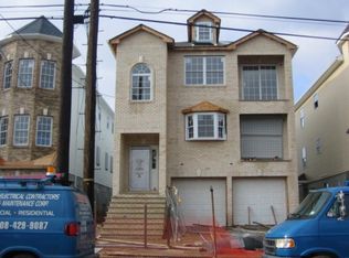 37 Newark St, Newark, NJ 07103