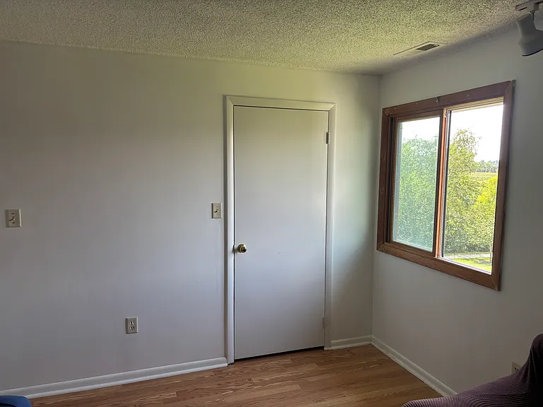 1221 Ravens Crest Dr — Photo 21