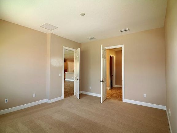 4th image of 386 Padova Way