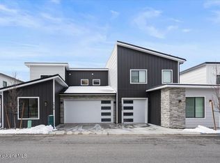 1518 W Union Dr, Coeur D Alene, ID 83814