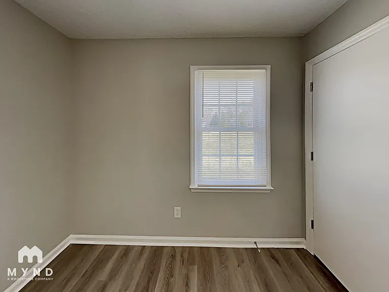 906 Edgehill Dr — Photo 11