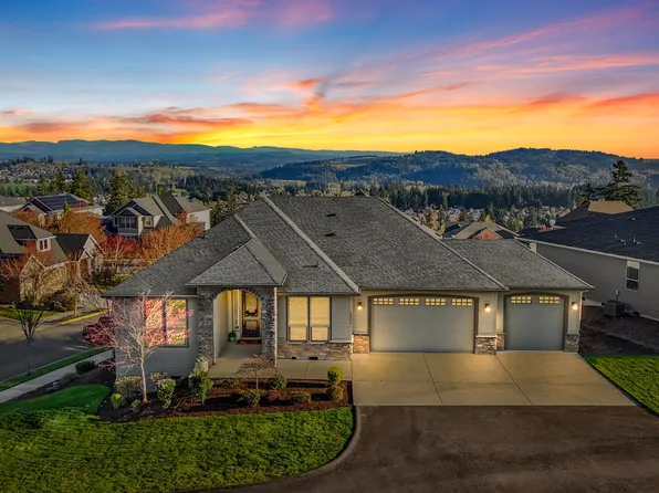 12541 SE Hadeed Dr, Happy Valley, OR 97086