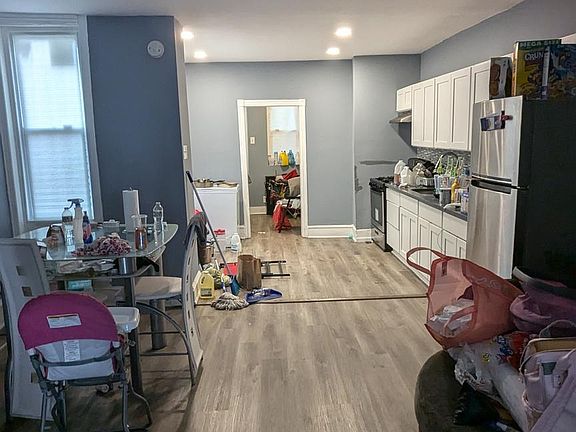 5th image of 5025 Aspen St