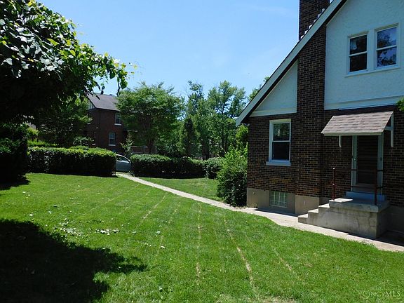 4th image of 1336 Covedale Ave