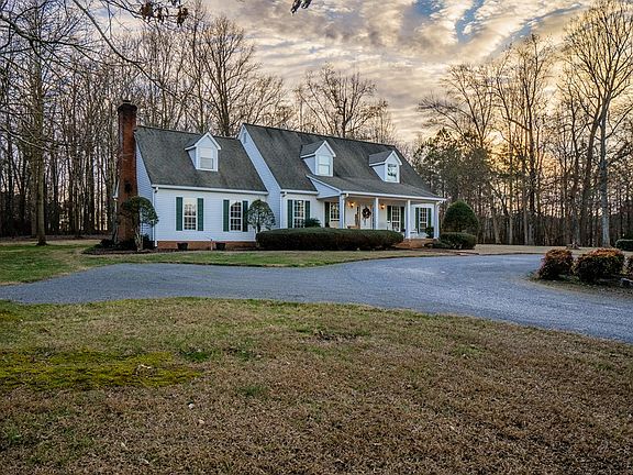 4th image of 646 Baldwin Rd